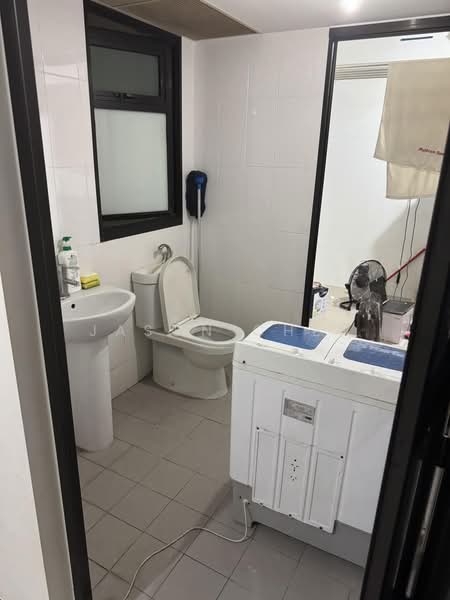 467C Yishun Avenue 6, 467C Yishun Avenue 6, 1 Bedroom, 38 sqft, HDB Flat For Rent, by Jason Chen, 500195057 - Bathroom - PropertyGuru.com.sg