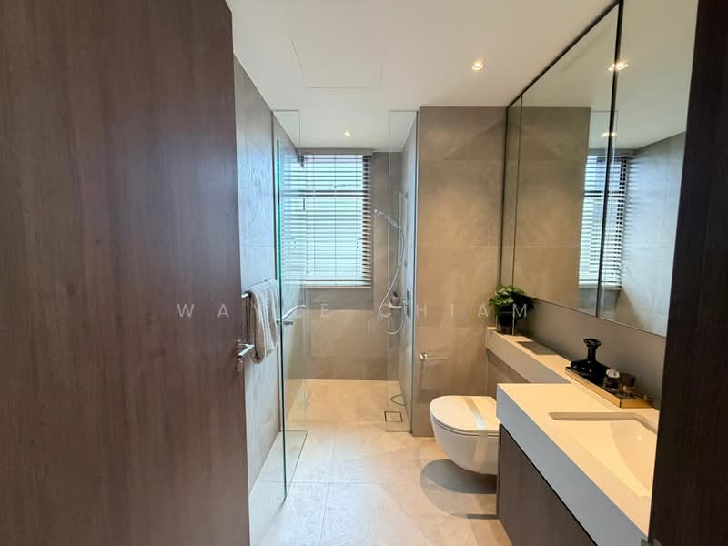 near Pasir Panjang MRT, Yew Siang Road, 4 Bedrooms, 1,851 sqft, Condominium For Sale, by Wayne Chiam, 500195080 - Bathroom - PropertyGuru.com.sg
