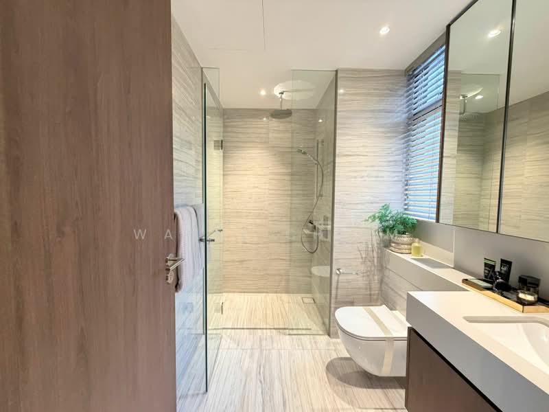 near Pasir Panjang MRT, Yew Siang Road, 4 Bedrooms, 1,851 sqft, Condominium For Sale, by Wayne Chiam, 500195080 - Bathroom - PropertyGuru.com.sg