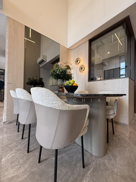 near Pasir Panjang MRT, Yew Siang Road, 4 Bedrooms, 1,851 sqft, Condominium For Sale, by Wayne Chiam, 500195080 - Dining Room - PropertyGuru.com.sg