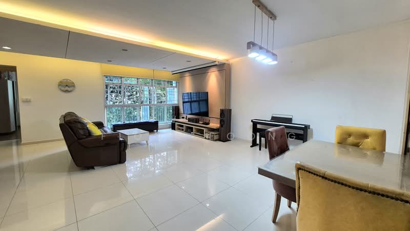 383 Bukit Batok West Avenue 5, 383 Bukit Batok West Avenue 5, 3 Bedrooms, 1,238 sqft, HDB Flat For Sale, by Fiona Foong, 500195086 - Living Room - PropertyGuru.com.sg