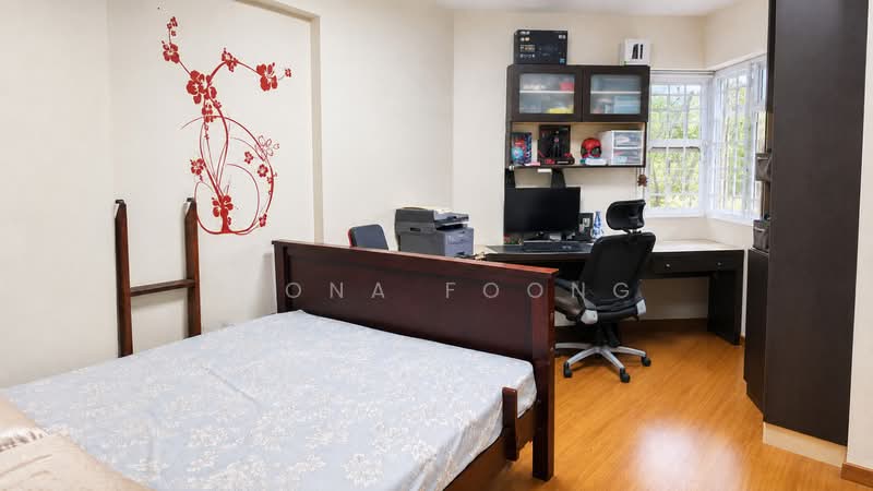 383 Bukit Batok West Avenue 5, 383 Bukit Batok West Avenue 5, 3 Bedrooms, 1,238 sqft, HDB Flat For Sale, by Fiona Foong, 500195086 - PropertyGuru.com.sg