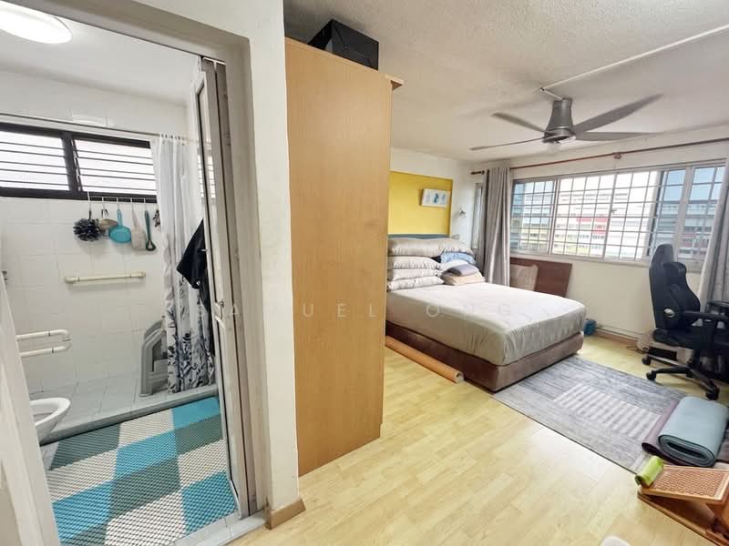 798 Yishun Ring Road, 798 Yishun Ring Road, 3 Bedrooms, 1,302 sqft, HDB Flat For Sale, by Samuel Ong, 500195087 - Master Bedroom - PropertyGuru.com.sg