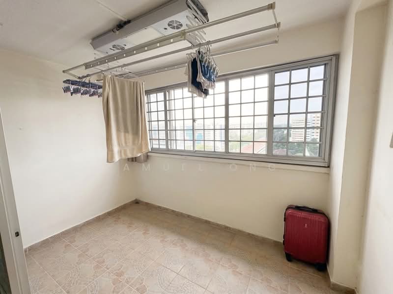 798 Yishun Ring Road, 798 Yishun Ring Road, 3 Bedrooms, 1,302 sqft, HDB Flat For Sale, by Samuel Ong, 500195087 - Balcony - PropertyGuru.com.sg