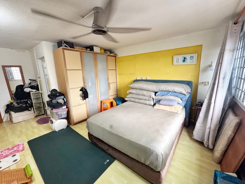 798 Yishun Ring Road, 798 Yishun Ring Road, 3 Bedrooms, 1,302 sqft, HDB Flat For Sale, by Samuel Ong, 500195087 - Master Bedroom - PropertyGuru.com.sg