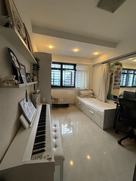 11 Cantonment Close, 11 Cantonment Close, 3 Bedrooms, 807 sqft, HDB Flat For Sale, by Jean Low, 500195096 - Bedroom - PropertyGuru.com.sg