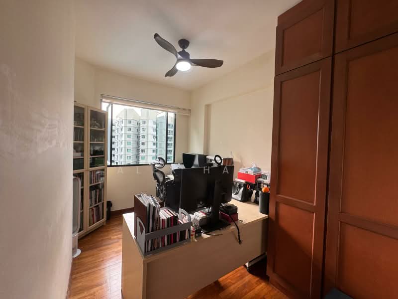 Simei Green Condominium, 1 Simei Street 4, 4 Bedrooms, 1,356 sqft, Condominium For Sale, by Alex Hang, 500195098 - Study - PropertyGuru.com.sg