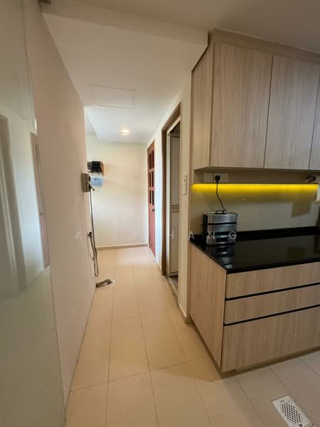 Simei Green Condominium, 1 Simei Street 4, 4 Bedrooms, 1,356 sqft, Condominium For Sale, by Alex Hang, 500195098 - Kitchen - PropertyGuru.com.sg