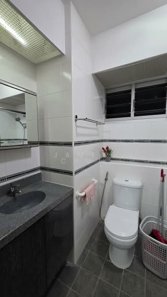 26 Ghim Moh Link, 26 Ghim Moh Link, Room Rental, 200 sqft, HDB Flat For Rent, by James Chui, 500195105 - Bathroom - PropertyGuru.com.sg