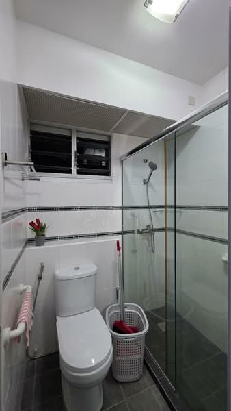 26 Ghim Moh Link, 26 Ghim Moh Link, Room Rental, 200 sqft, HDB Flat For Rent, by James Chui, 500195105 - Bathroom - PropertyGuru.com.sg