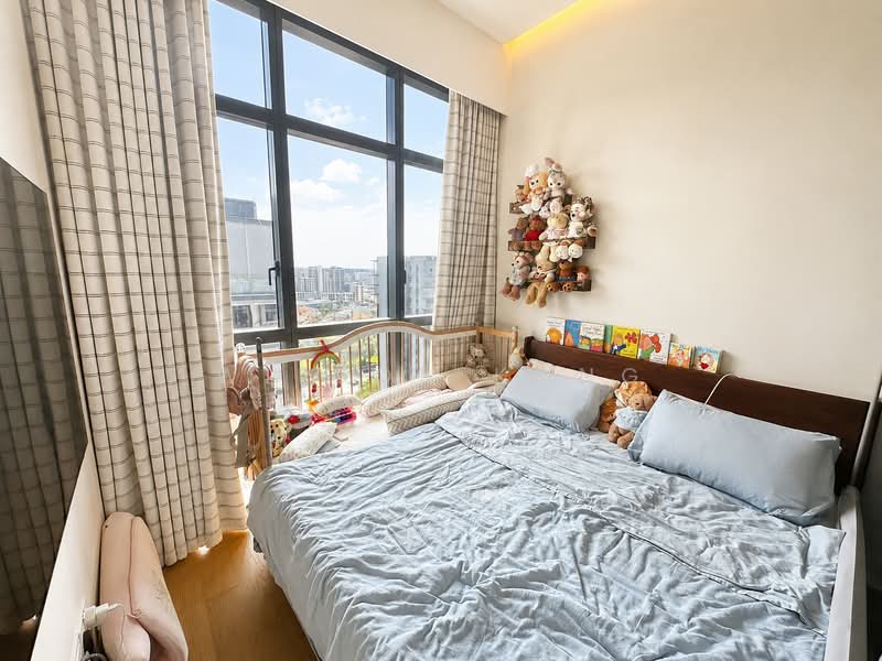 The Florence Residences, 99 Hougang Avenue 2, 2 Bedrooms, 797 sqft, Condominium For Sale, by Wilson Kong, 500195120 - Main Bedroom - PropertyGuru.com.sg