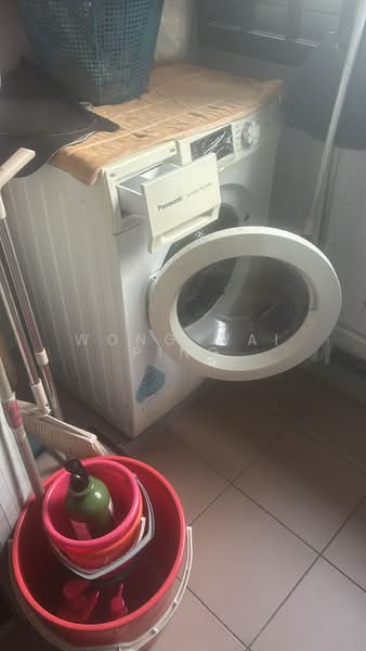 713 Jurong West Street 71, 713 Jurong West Street 71, Room Rental, 250 sqft, HDB Flat For Rent, by Wong Wai Ping, 500195125 - Interior - PropertyGuru.com.sg
