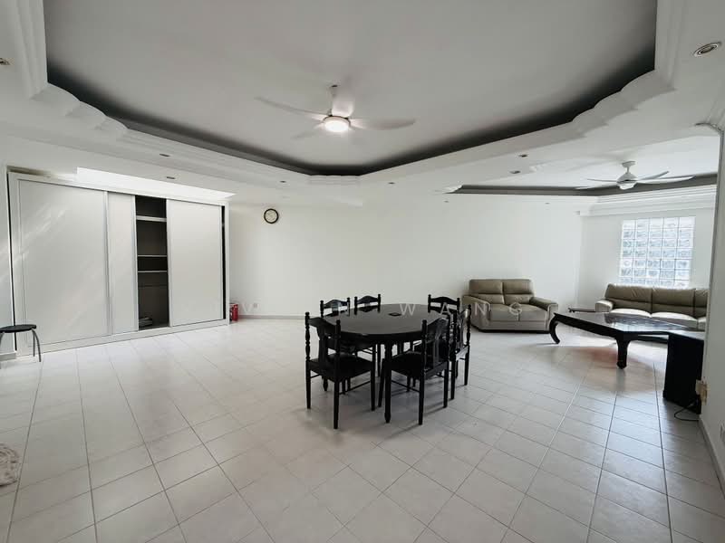 Cherryhill, 21 Lorong Lew Lian, 3 Bedrooms, 1,539 sqft, Condominium For Rent, by Vivian Wang, 500195131 - Living Room - PropertyGuru.com.sg