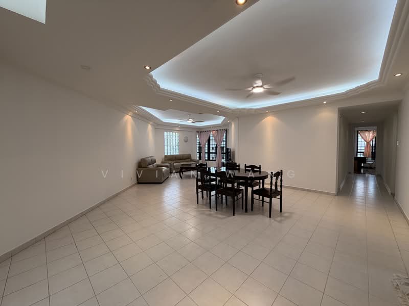 Cherryhill, 21 Lorong Lew Lian, 3 Bedrooms, 1,539 sqft, Condominium For Rent, by Vivian Wang, 500195131 - Living Room - PropertyGuru.com.sg