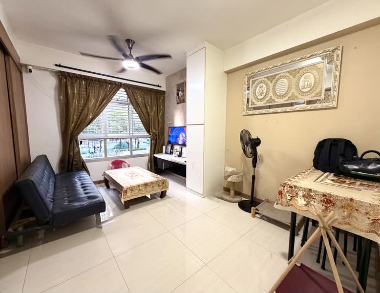 405B Northshore Drive, 405B Northshore Drive, 1 Bedroom, 409 sqft, HDB Flat For Sale, by Azmi Talib, 500195134 - Living Room - PropertyGuru.com.sg
