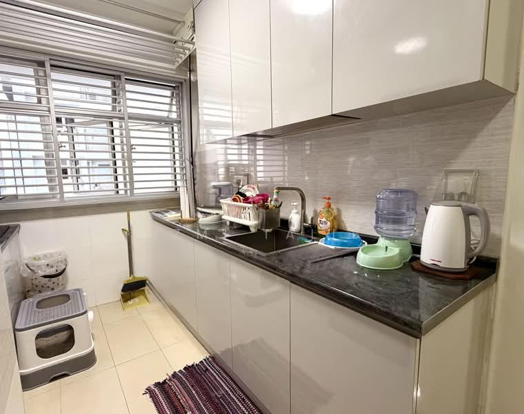 405B Northshore Drive, 405B Northshore Drive, 1 Bedroom, 409 sqft, HDB Flat For Sale, by Azmi Talib, 500195134 - Kitchen - PropertyGuru.com.sg