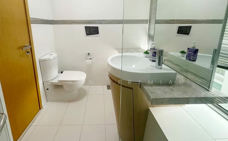One-North Residences, 7 One-North Gateway, Room Rental, 80 sqft, Apartment For Rent, by Steven Jeremiah, 500195137 - Bathroom - PropertyGuru.com.sg