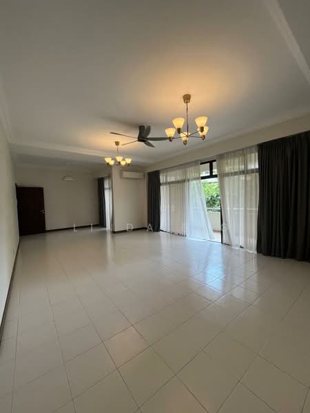 Allsworth Park, 361 Holland Road, 3 Bedrooms, 1,959 sqft, Condominium For Rent, by Linda Png, 500195138 - Living Room - PropertyGuru.com.sg