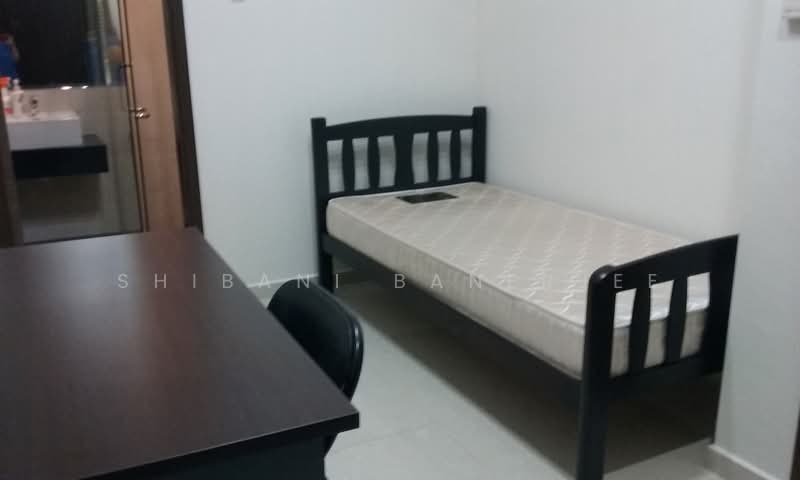 ROOM WITH ATTACHED BATH @ LORONG MYDIN, LORONG MYDIN, Room Rental, 144 sqft, Semi-Detached House For Rent, by Shibani Banerjee, 500195141 - Bedroom - PropertyGuru.com.sg