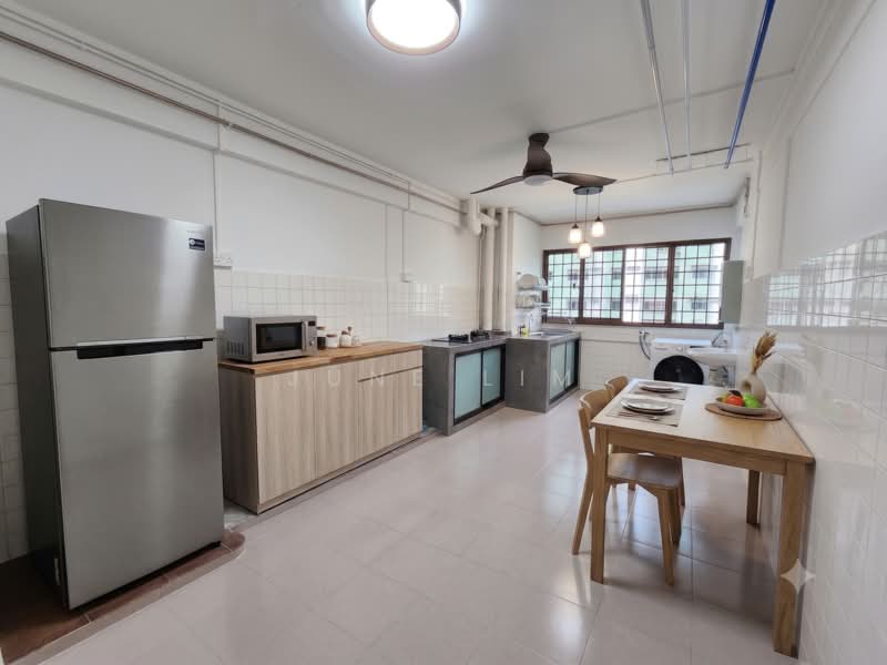 624 Ang Mo Kio Avenue 4, 624 Ang Mo Kio Avenue 4, 1 Bedroom, 400 sqft, HDB Flat For Rent, by June Lim, 500195142 - Kitchen - PropertyGuru.com.sg