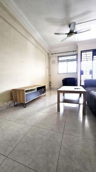 371 Clementi Avenue 4, 371 Clementi Avenue 4, 2 Bedrooms, 735 sqft, HDB Flat For Rent, by Elaine Ang, 500195153 - Living Room - PropertyGuru.com.sg