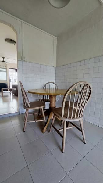371 Clementi Avenue 4, 371 Clementi Avenue 4, 2 Bedrooms, 735 sqft, HDB Flat For Rent, by Elaine Ang, 500195153 - Dining Room - PropertyGuru.com.sg