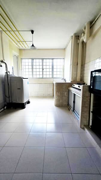 371 Clementi Avenue 4, 371 Clementi Avenue 4, 2 Bedrooms, 735 sqft, HDB Flat For Rent, by Elaine Ang, 500195153 - Kitchen - PropertyGuru.com.sg