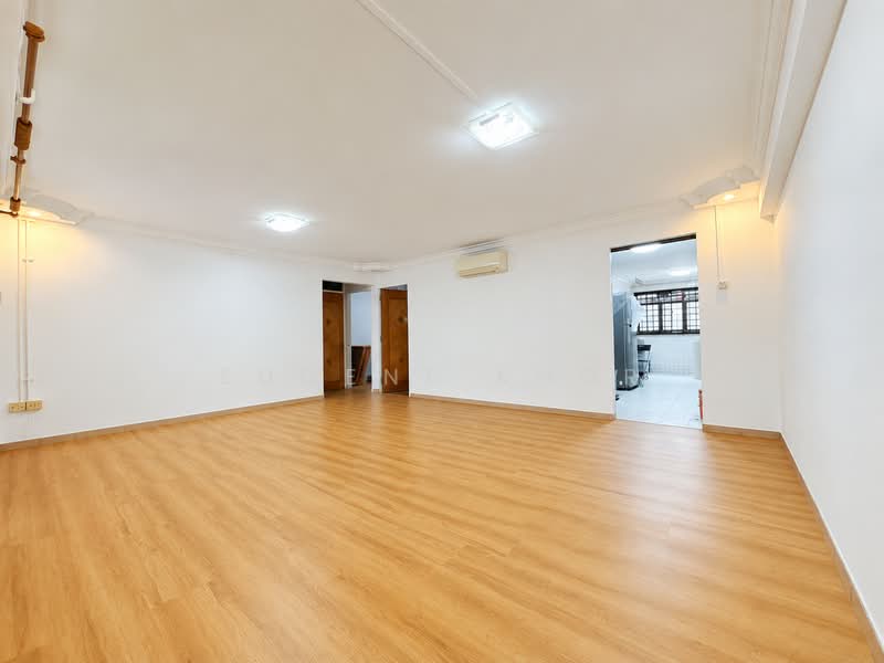 408 Bukit Batok West Avenue 4, 408 Bukit Batok West Avenue 4, 3 Bedrooms, 1,065 sqft, HDB Flat For Sale, by Eugene Khor, 500195154 - Living Room - PropertyGuru.com.sg