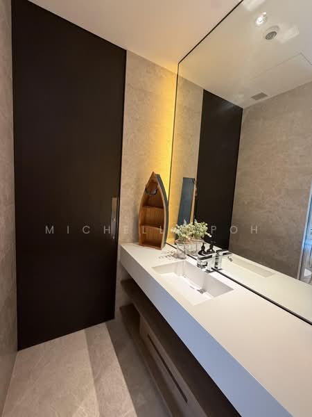 Leedon Residence, 8 Leedon Heights, 4 Bedrooms, 3,767 sqft, Condominium For Sale, by Michelle Poh, 500195157 - Bathroom - PropertyGuru.com.sg