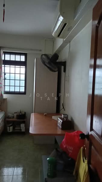 156 Ang Mo Kio Avenue 4, 156 Ang Mo Kio Avenue 4, Room Rental, 120 sqft, HDB Flat For Rent, by Joseph Tan, 500195165 - Interior - PropertyGuru.com.sg