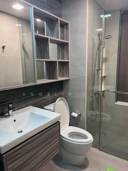 Coco Palms, 17 Pasir Ris Grove, 2 Bedrooms, 743 sqft, Condominium For Rent, by Angelin Loh, 500195169 - Bathroom - PropertyGuru.com.sg
