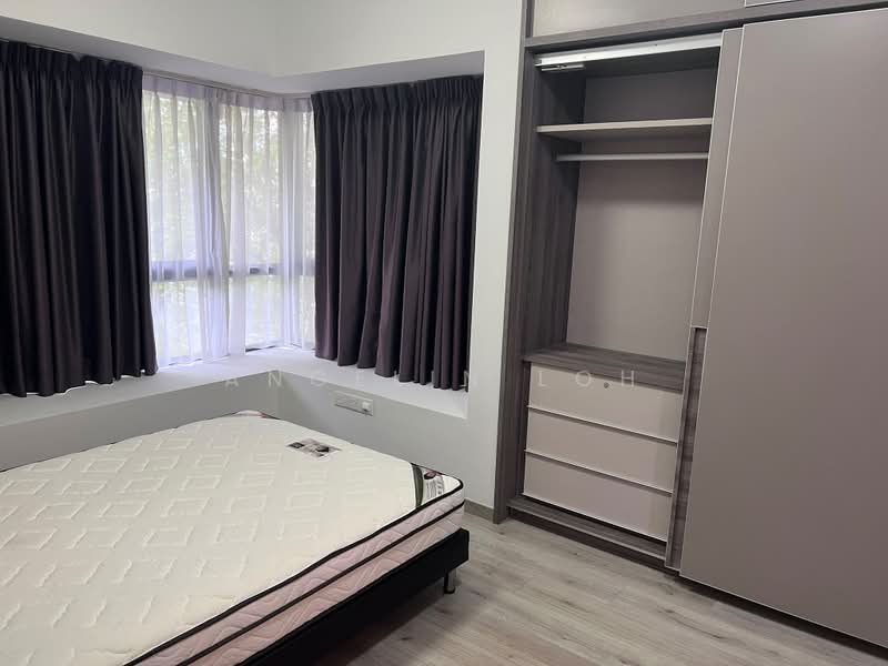 Coco Palms, 17 Pasir Ris Grove, 2 Bedrooms, 743 sqft, Condominium For Rent, by Angelin Loh, 500195169 - Bedroom - PropertyGuru.com.sg