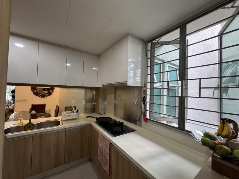 Caspian, 60 Lakeside Drive, 4 Bedrooms, 1,593 sqft, Condominium For Sale, by Helen Yau, 500195175 - Kitchen - PropertyGuru.com.sg