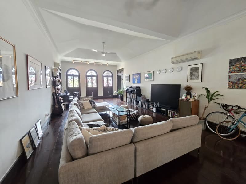 Emerald Hill Conservation Area, Saunders Road, 2 Bedrooms, 1,642 sqft, Conservation House For Rent, by Chia S M, 500195192 - Living Room - PropertyGuru.com.sg
