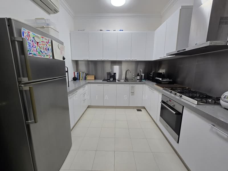 Emerald Hill Conservation Area, Saunders Road, 2 Bedrooms, 1,642 sqft, Conservation House For Rent, by Chia S M, 500195192 - Kitchen - PropertyGuru.com.sg
