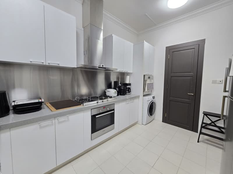 Emerald Hill Conservation Area, Saunders Road, 2 Bedrooms, 1,642 sqft, Conservation House For Rent, by Chia S M, 500195192 - Kitchen - PropertyGuru.com.sg