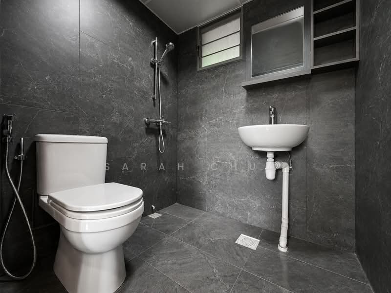 314B Punggol Way, 314B Punggol Way, 2 Bedrooms, 732 sqft, HDB Flat For Sale, by Sarah Chua, 500195194 - Bathroom - PropertyGuru.com.sg