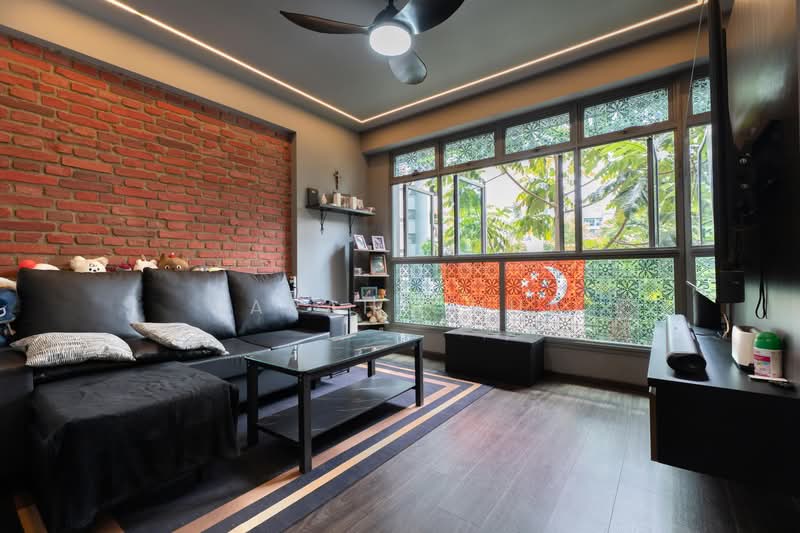 314B Punggol Way, 314B Punggol Way, 2 Bedrooms, 732 sqft, HDB Flat For Sale, by Sarah Chua, 500195194 - Living Room - PropertyGuru.com.sg