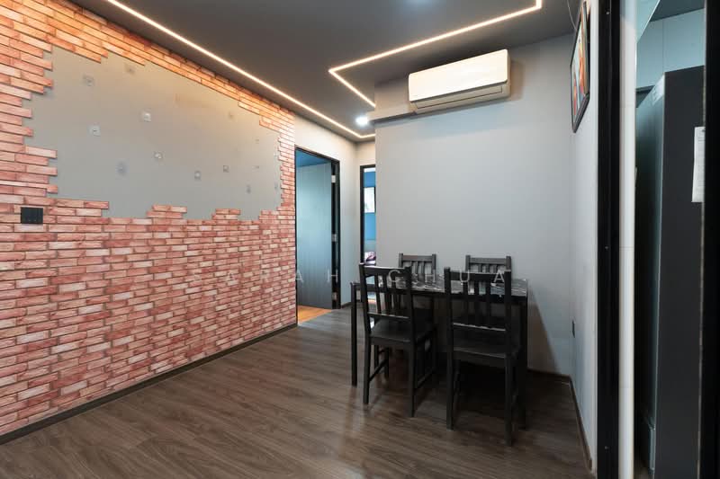 314B Punggol Way, 314B Punggol Way, 2 Bedrooms, 732 sqft, HDB Flat For Sale, by Sarah Chua, 500195194 - Dining Room - PropertyGuru.com.sg