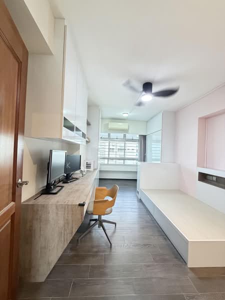 647 Pasir Ris Drive 10, 647 Pasir Ris Drive 10, 4 Bedrooms, 1,615 sqft, HDB Flat For Sale, by Kal Ong, 500195204 - Study - PropertyGuru.com.sg