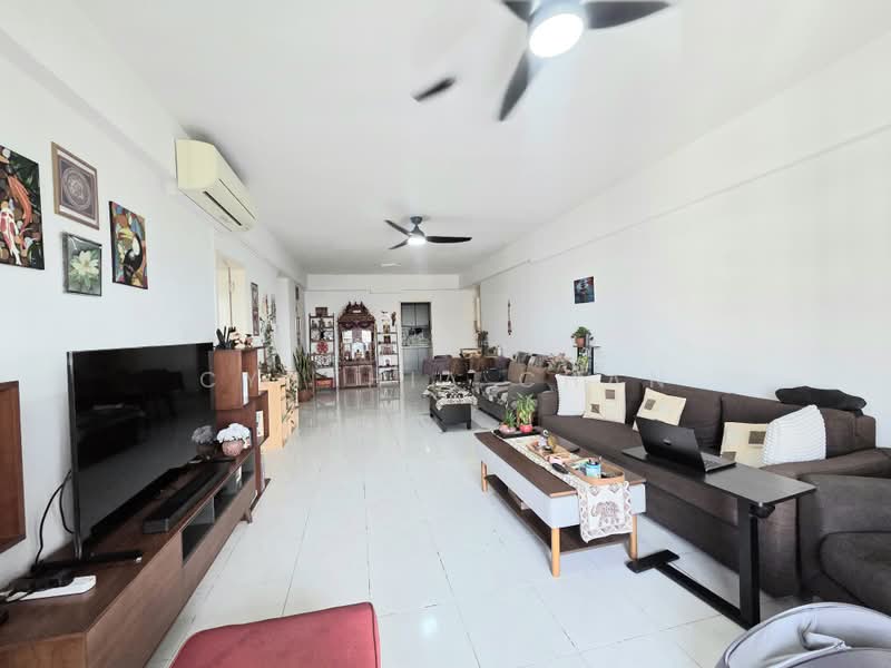 The Tanamera, 5 Tanah Merah Kechil Road, 3 Bedrooms, 1,324 sqft, Condominium For Sale, by Cynthia Chan, 500195210 - Living Room - PropertyGuru.com.sg