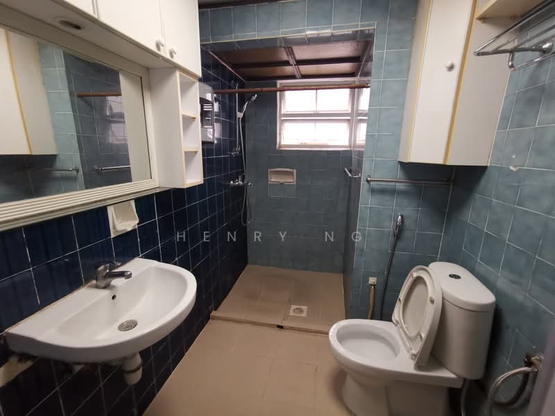 Braddell View, 10R Braddell Hill, 6 Bedrooms, 1,561 sqft, Condominium For Sale, by Henry Ng, 500195212 - Bathroom - PropertyGuru.com.sg