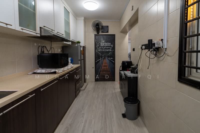 466A Spring Lodge, 466A Sembawang Drive, 3 Bedrooms, 969 sqft, HDB Flat For Sale, by Muhammad Rifqi, 500195214 - Kitchen - PropertyGuru.com.sg