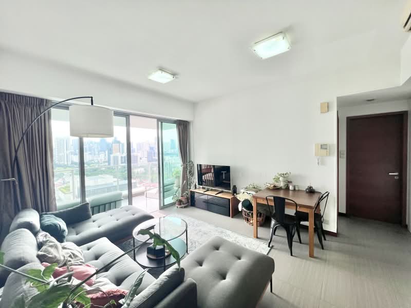 Regency Suites, 36 Kim Tian Road, 2 Bedrooms, 980 sqft, Condominium For Sale, by Nick Toh, 500195218 - Living Room - PropertyGuru.com.sg