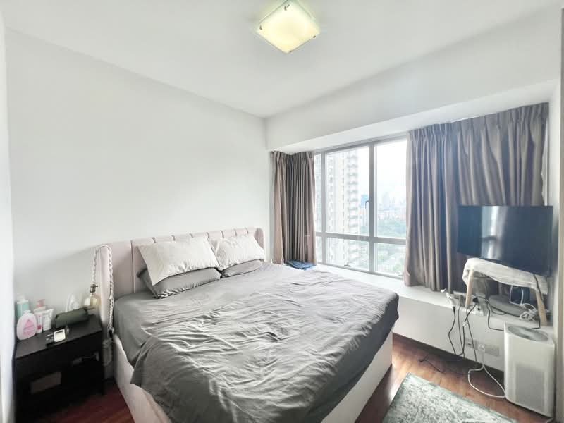 Regency Suites, 36 Kim Tian Road, 2 Bedrooms, 980 sqft, Condominium For Sale, by Nick Toh, 500195218 - Bedroom - PropertyGuru.com.sg