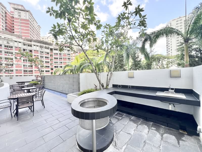 Regency Suites, 36 Kim Tian Road, 2 Bedrooms, 980 sqft, Condominium For Sale, by Nick Toh, 500195218 - Exterior - PropertyGuru.com.sg