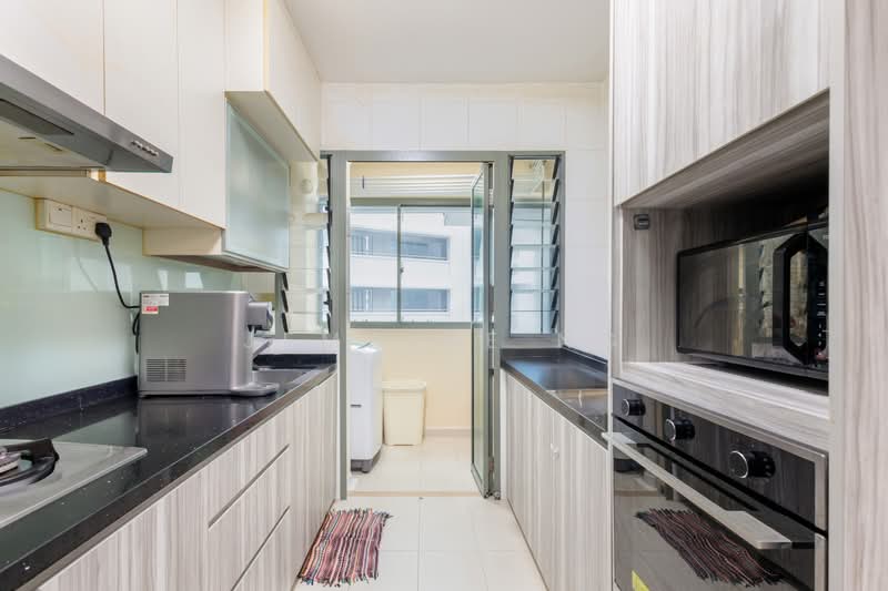676B Punggol Drive, 676B Punggol Drive, 3 Bedrooms, 1,001 sqft, HDB Flat For Sale, by Jemaine Ng, 500195221 - Kitchen - PropertyGuru.com.sg