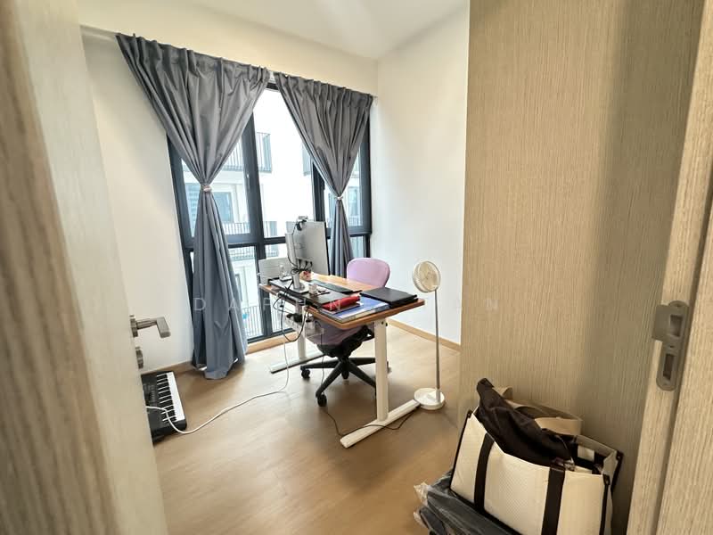 Treasure at Tampines, 45 Tampines Lane, 3 Bedrooms, 915 sqft, Condominium For Sale, by Daphne Tan, 500195223 - Study - PropertyGuru.com.sg