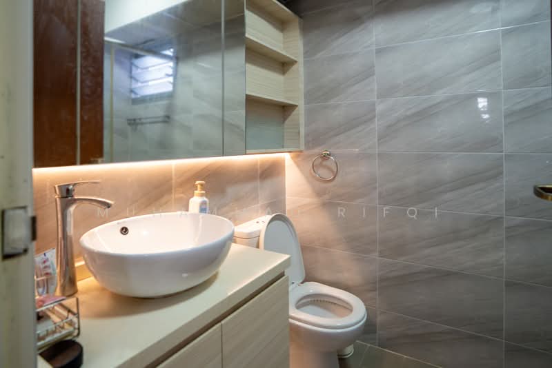 784A Woodlands Rise, 784A Woodlands Rise, 3 Bedrooms, 1,001 sqft, HDB Flat For Sale, by Muhammad Rifqi, 500195230 - Bathroom - PropertyGuru.com.sg