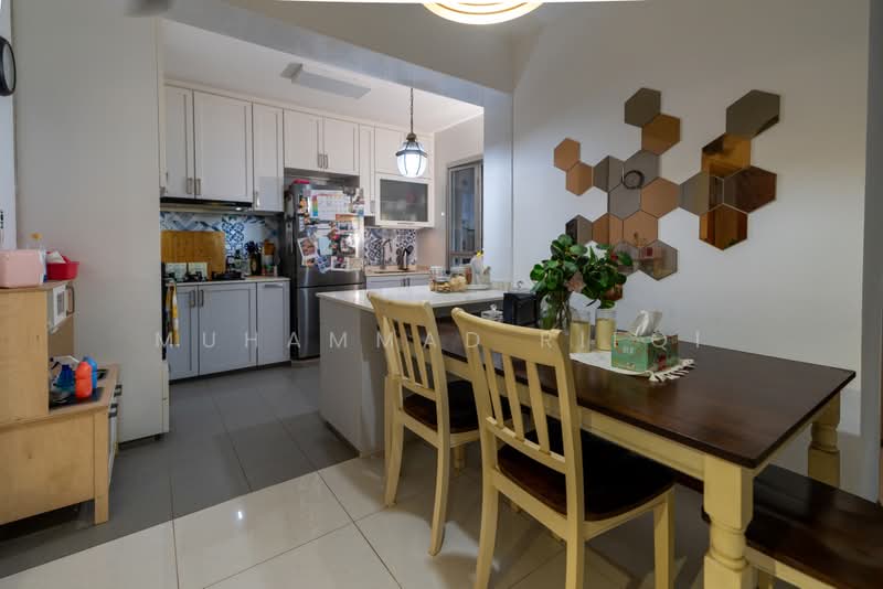784A Woodlands Rise, 784A Woodlands Rise, 3 Bedrooms, 1,001 sqft, HDB Flat For Sale, by Muhammad Rifqi, 500195230 - Kitchen - PropertyGuru.com.sg
